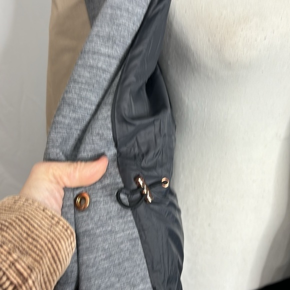 Kit and Ace AshFord Quilted Down Puffer Trench Coat - Picture 2 of 9